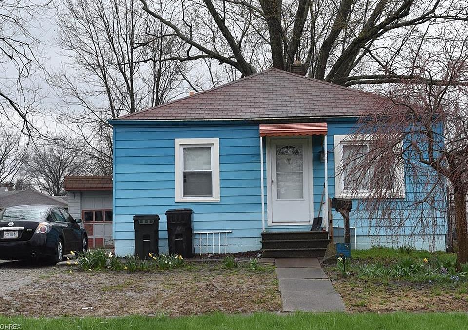 472 10th St, Elyria, OH 44035 Zillow