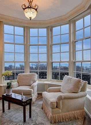 Living Room Bay with Lake & Park Views