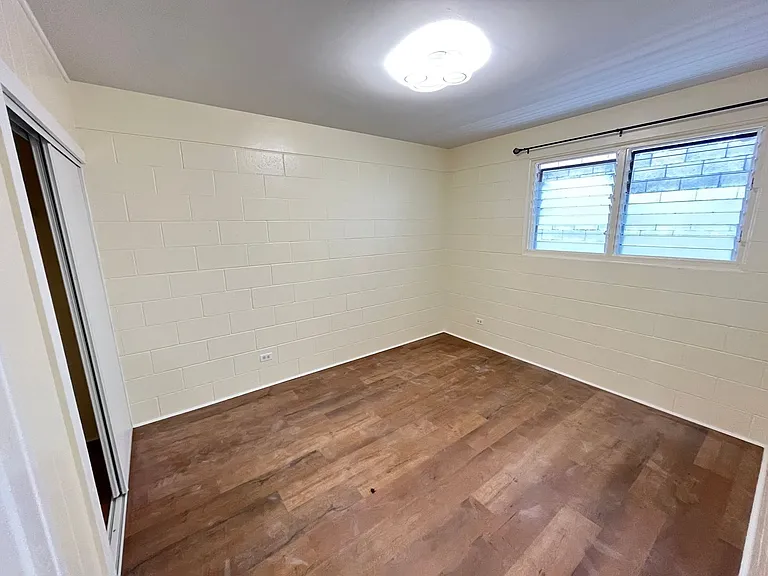 918 Hikina Ln — Photo 10