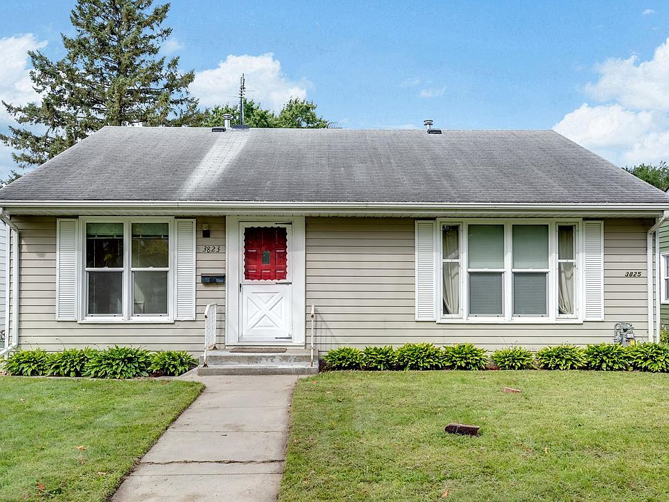 Unit is Right side of building