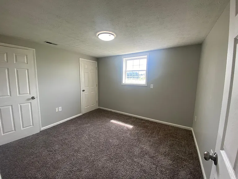 1 Circle View Dr #A — Photo 7