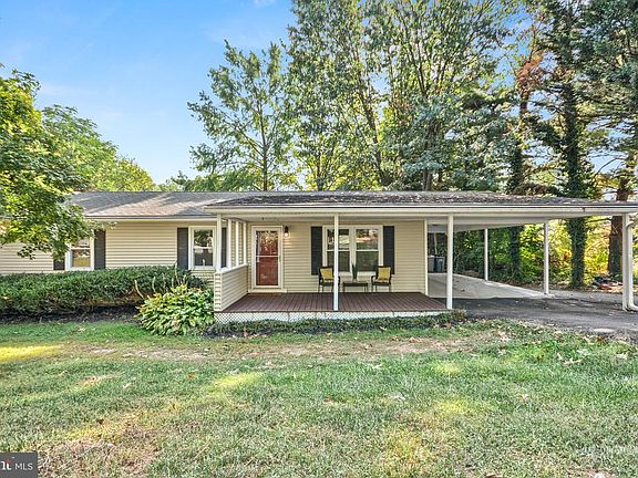 4th image of 5003 Linganore Cir