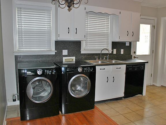 4th image of 3005 Conner Dr APT 2
