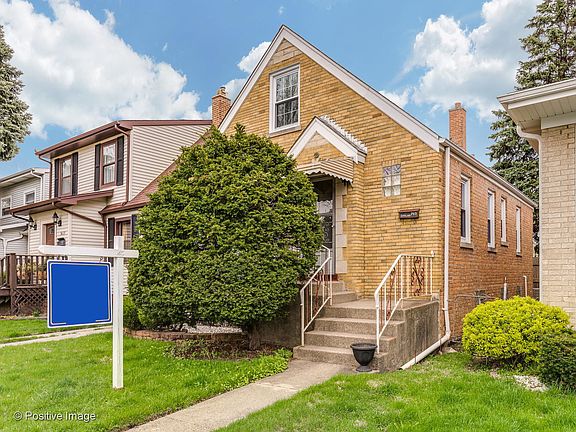 2nd image of 3417 N Orange Ave