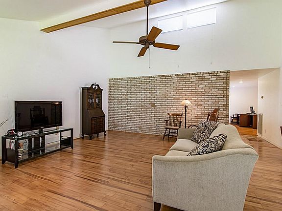 5th image of 11506 Ella Lee Ln