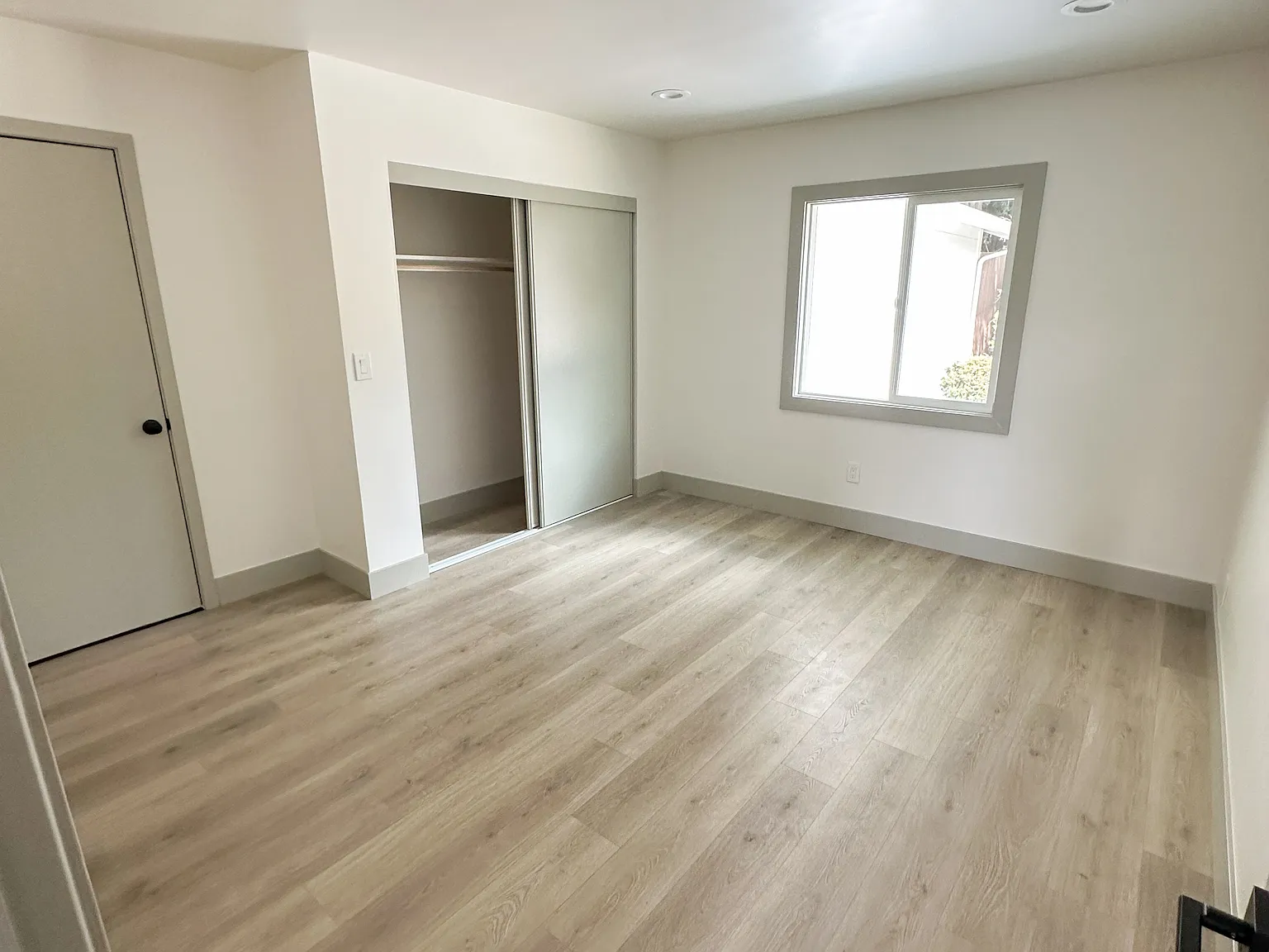 157 De Chene Ave — Photo 4