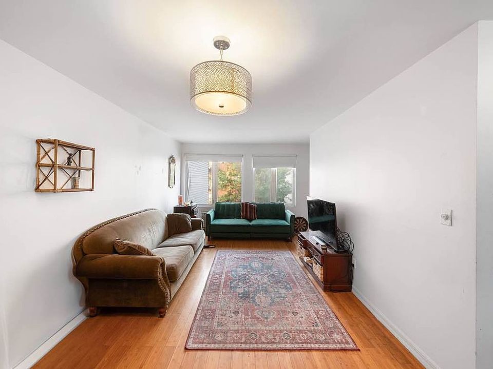 1st image of 306A Evergreen Ave #3B