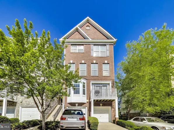 3428 Carriage Walk Ct #14-B, Laurel, MD 20724