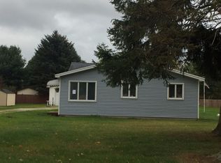 3912 Collins Rd, Fort Gratiot, MI 48059