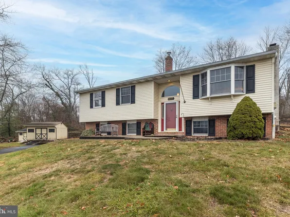 1605 N Valley Rd, Pottstown, PA 19464