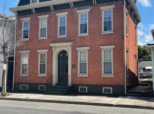50 E Main St APT 5, Mechanicsburg, PA 17055