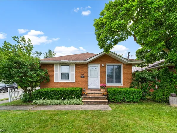 18501 Ponciana Ave, Cleveland, OH 44135