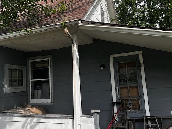 2nd image of 3509 E 46th St