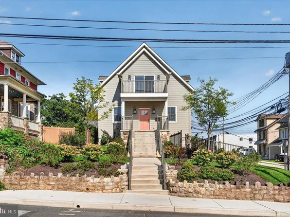 25 N Ridge Ave #A, Ambler, PA 19002