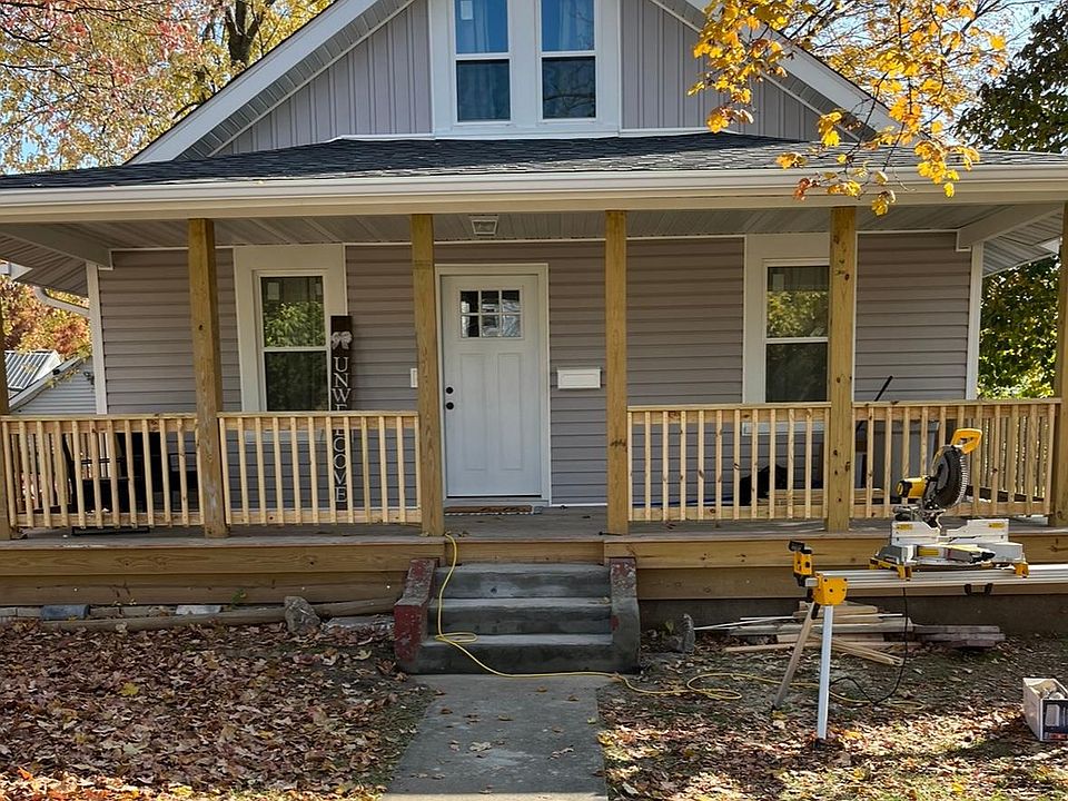 1st image of 1032 N Middle St