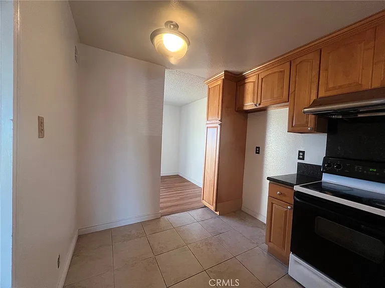 238 Hillcrest Dr — Photo 11