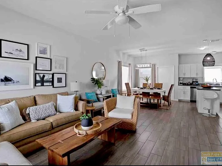 219 Las Joyas Blvd — Photo 3