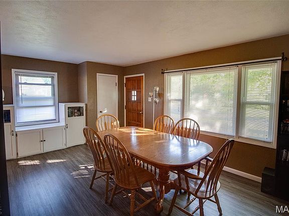 5th image of 872 Oakwood Ln