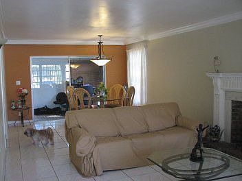 Living/Dining Area
