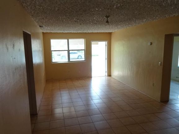 4th image of 14735 NE 11th Ct