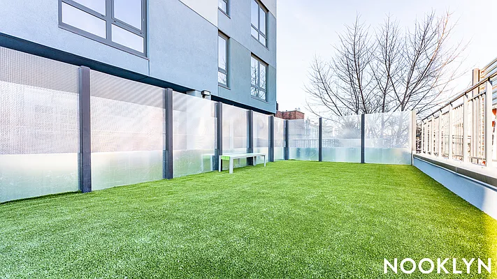 Rented by Nooklyn NYC LLC | media 21