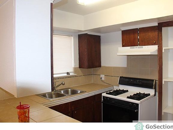 4th image of 6818 Oleta Dr