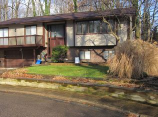 785 Marmont Dr, Akron, OH