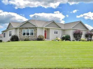 5112 N Sawgrass Ln, Leesburg, IN