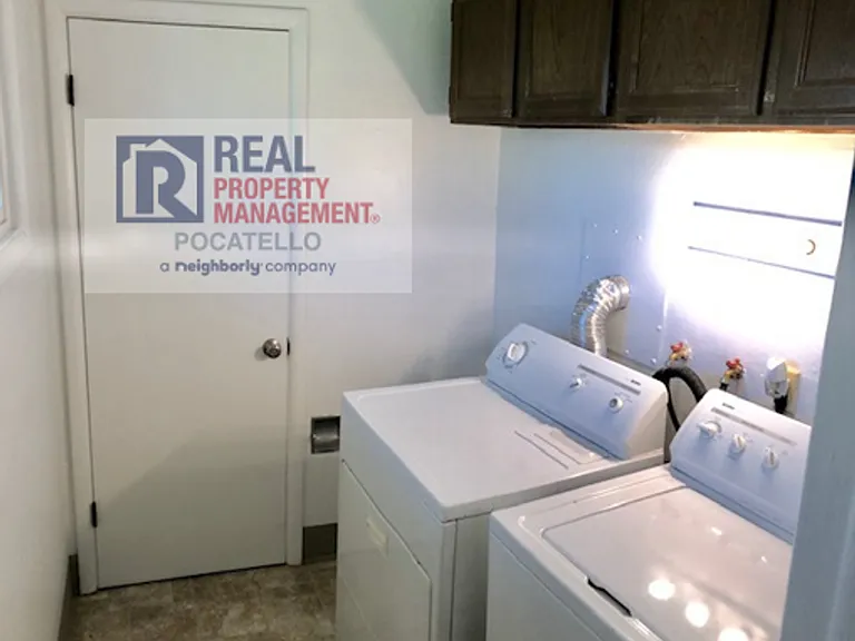 2235 Pocatello Creek Rd — Photo 8