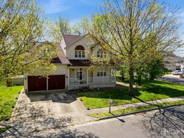 9 Keith Ln, Burlington, NJ 08016