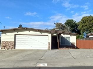 1157 Rising Glen Rd, Pinole, CA 94564