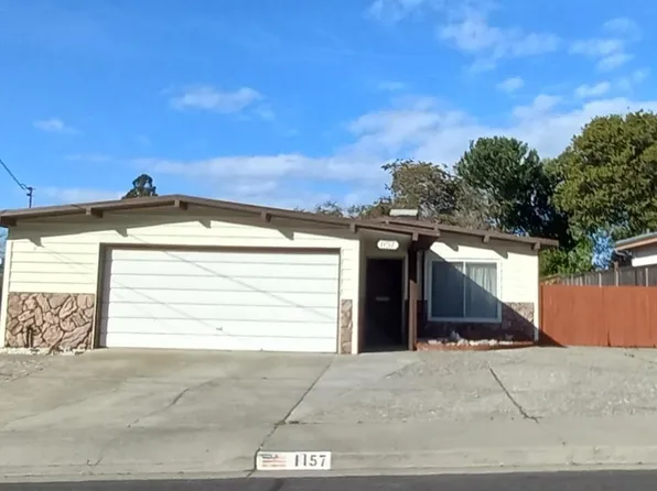 1157 Rising Glen Rd, Pinole, CA 94564