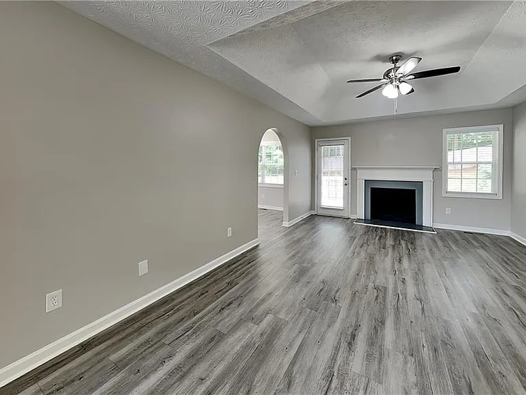 658 Castlebrooke Way — Photo 2