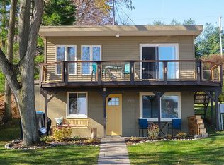 2055 Ln 221 Hamilton Lk, Hamilton, IN 46742