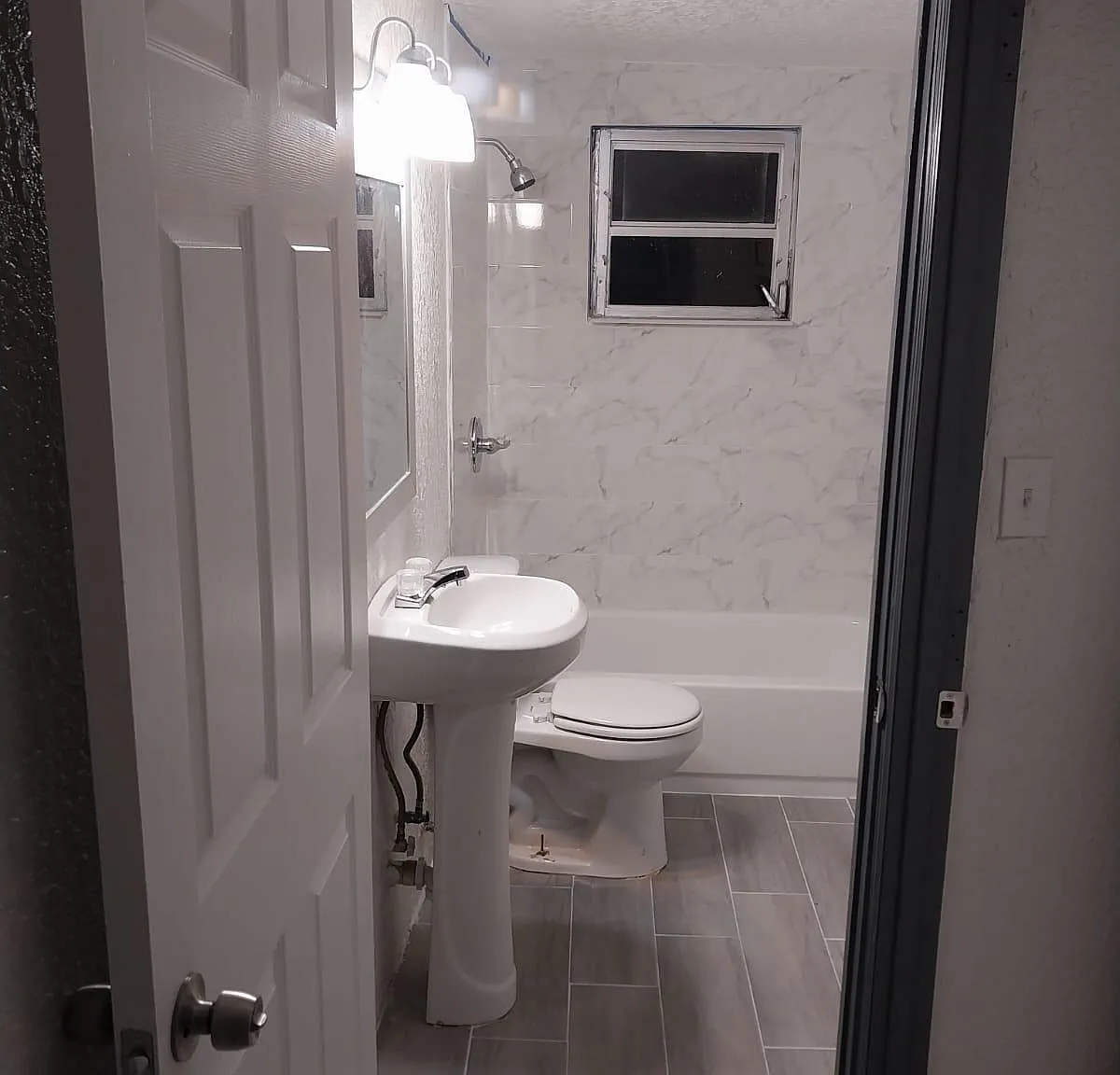 2 bed, 800 sqft, $1,800 — Photo 3
