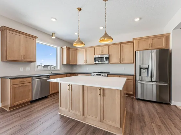 1457 143rd St E, Rosemount, MN 55068