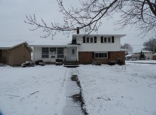 283 Willow Ridge Dr, Amherst, NY 14228