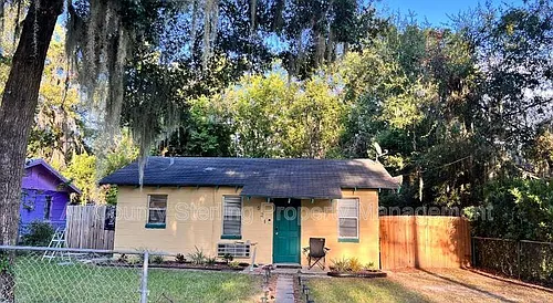 521 SE 14th Ter Photo 1