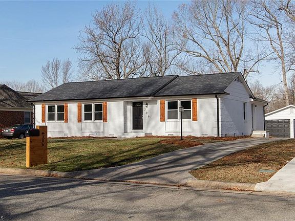 3rd image of 306 Barberry Dr
