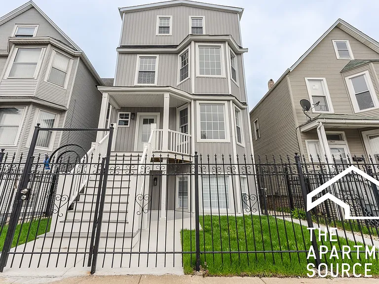 1923 N Pulaski Rd #1 — Photo 14