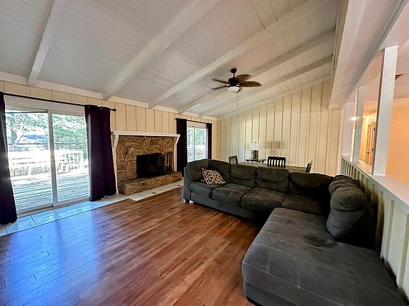 3rd image of 3016 Giles Pl