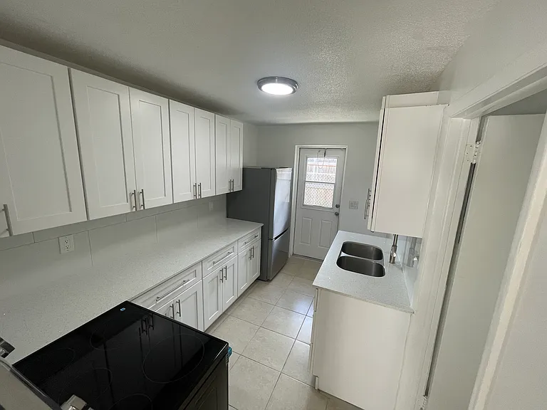 821 Silver Beach Rd #8 — Photo 14