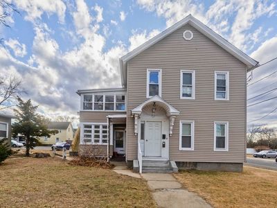 156 East St, Chicopee, MA, 01020