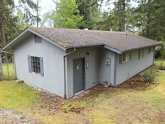3rd image of 150 SE Alpine Ave