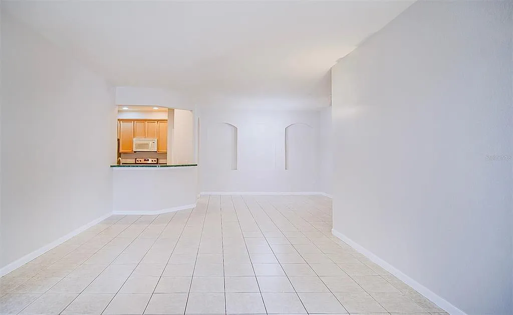 3 bed, 2.0 bath, 1495 sqft, $1,750 — Photo 3