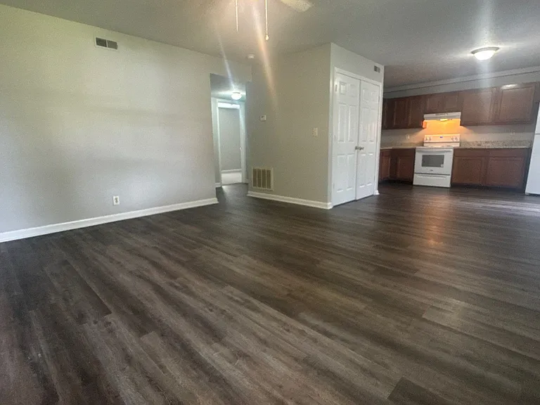 5101 Keegan Way — Photo 8