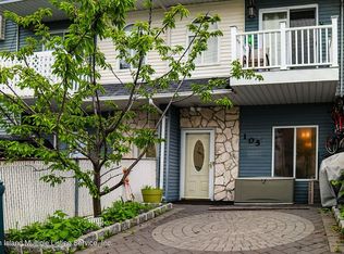 105 Richmond Hill Rd, Staten Island, NY 10314