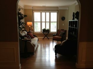 2107 Sablewood Dr, Charlotte, NC 28205