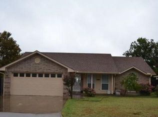 207 Brentwood St, Stephenville, TX 76401