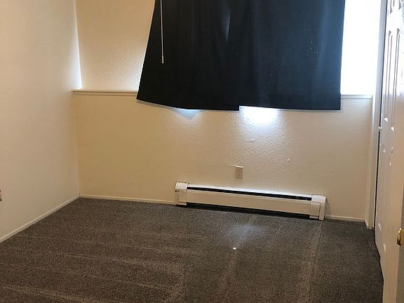 5th image of 1411 Edinburgh Rd #305